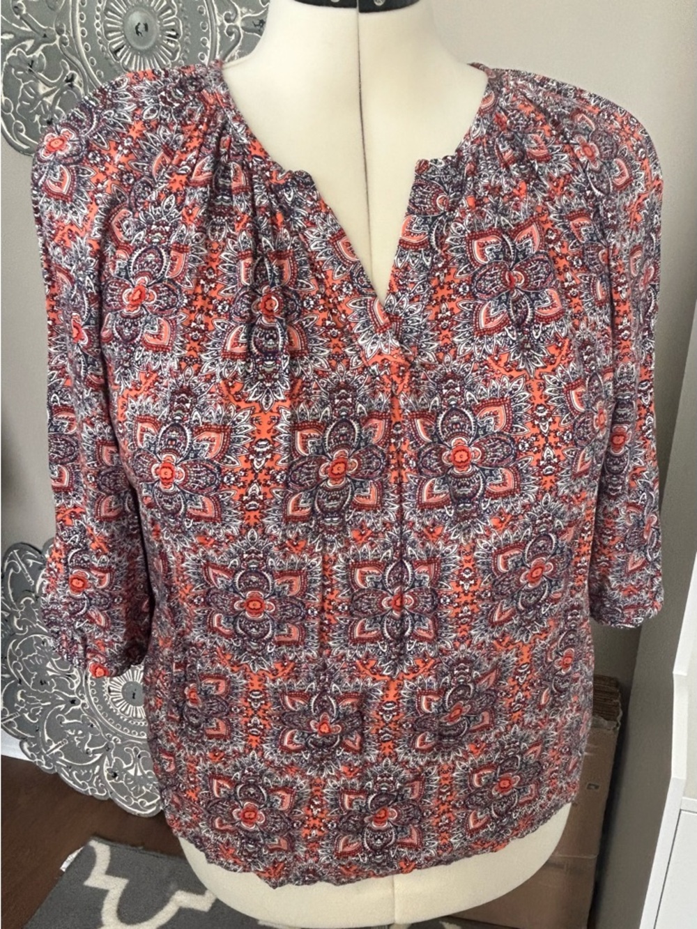 Lucy & Laurel Orange and Navy Printed Split-Neck Blouse